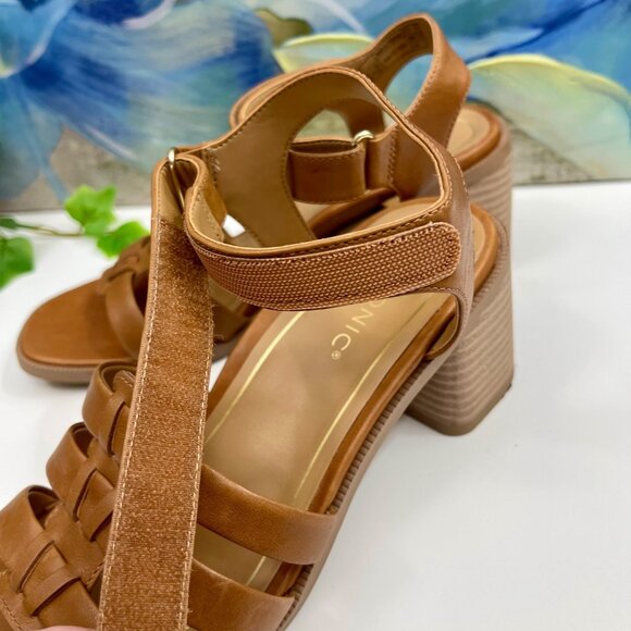 Vionic Maisy Block Heel Strappy Sandals in Tan Size 6 - Picture 12 of 16